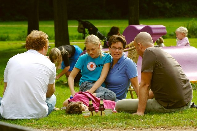 _ Onu asla başkalarıyla kıyaslamayın.