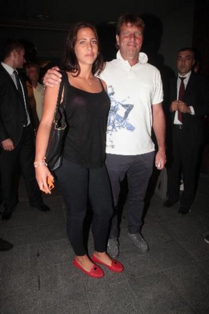 HAYATIMDA 3 YA DA 4 KADIN OLDU