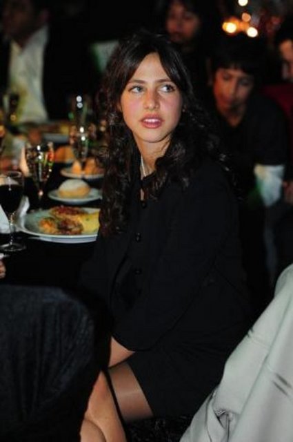 Adam gibi baba olabilecek mi, adam gibi koca olabilecek mi?