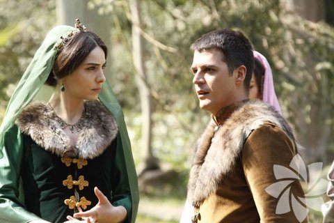 Şehzade Mustafa'ya yedi yıl süren Saruhan (Manisa) Sancakbeyliği sırasında geleceğin padişahı gözüyle bakıldı.  Çünkü burası padişah namzetlerinin görev yaptığı yerdi. 