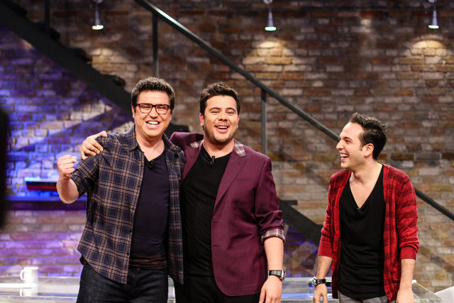 Adam a3. 3 adam 3 1. 3 adam ogsasmak. Adam tv8. 3 adam 3 1.