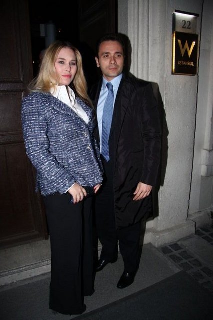 VOLKAN EKİNCİ - ASLI ÜSTÜNKAYA