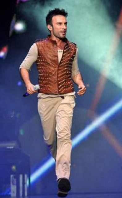 Tarkan - Megastar'ın boyu 1. 69 cm. -