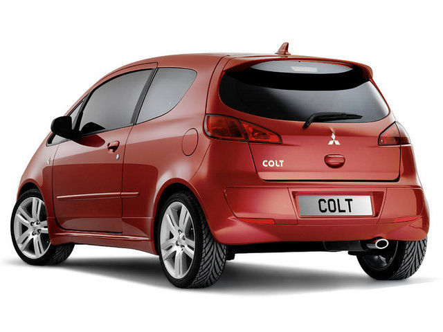 Mitsubishi Colt en ucuz model olarak göze çarpıyor