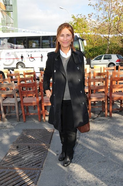 ZEYNEP SEZER