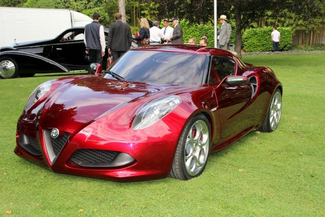 2014 Alfa Romeo 4C - 55 bin dolar