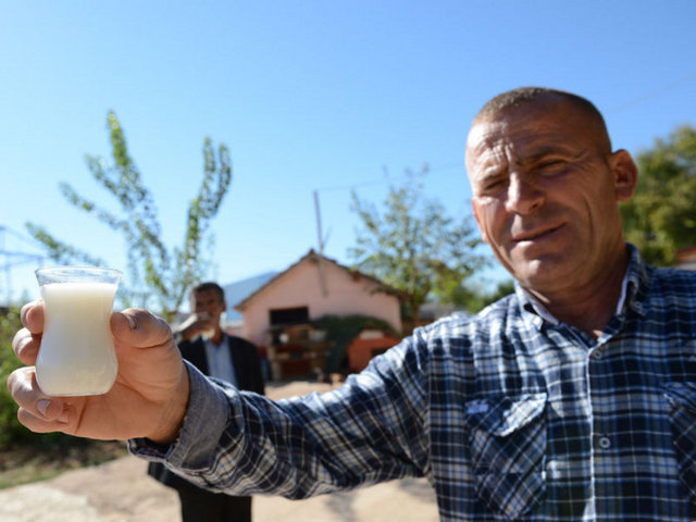 İlk eşek çiftliği 2009 yılında Kırklareli'nde Doç. Dr. Ufuk Usta tarafından kuruldu.