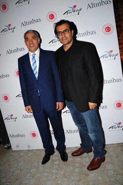 İMAM ALTINBAŞ, AHMET GÜNEŞTEKİN