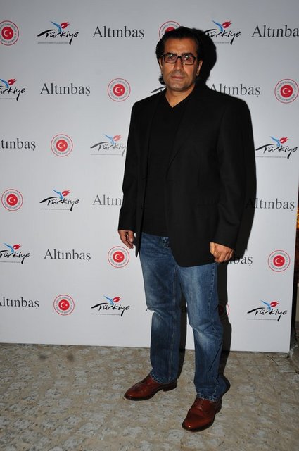 AHMET GÜNEŞTEKİN