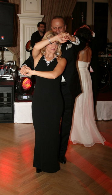 BURCU AKDARI TOPRAK, CEYLAN PİRİNÇCİOĞLU