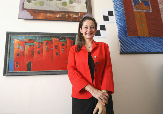 İsviçre'de geçirdiği kaza sonrasında sol kolu ve bacağını kaybeden CHP İstanbul milletvekili Şafak Pavey ile gazeteci- yazar annesi Ayşe Önal ile birlikte kaza sonrası kaleme aldıkları "13 numaralı Peron" isimli kitapta kaza ve sonrasında yaşadıklarını şöyle anlattı: