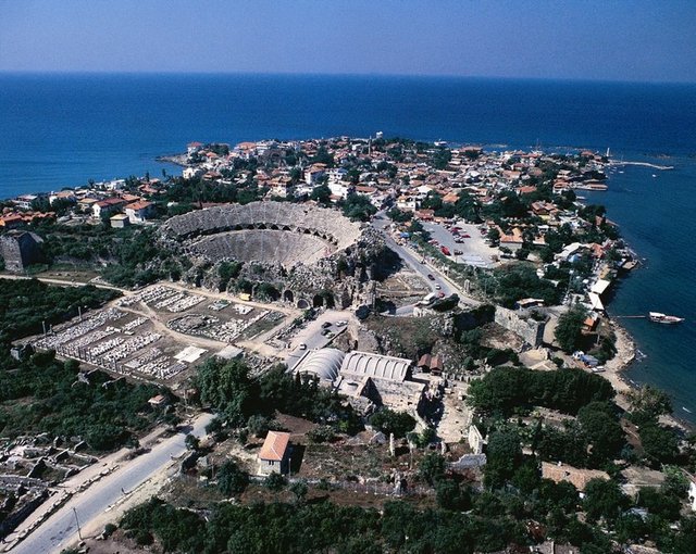 Antalya: Parçalı yer yer çok bulutlu 22