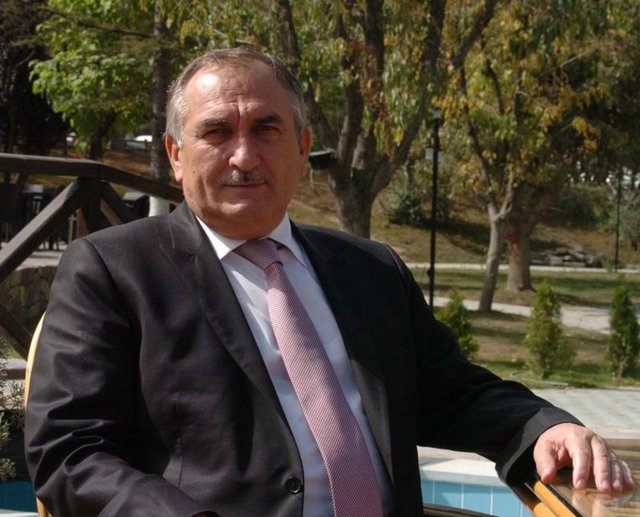 BOLU... AK Parti'li Alaaddin Yılmaz 2009'da %43,35 ile kazandı. Alaaddin Yılmaz yeninde AK Parti Bolu Belediye Başkan Adayı oldu