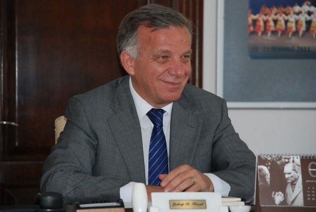 AK Parti Yalova Belediye Başkan adayı Yakup Koçal. Mevcut Yalova Belediye Başkanı