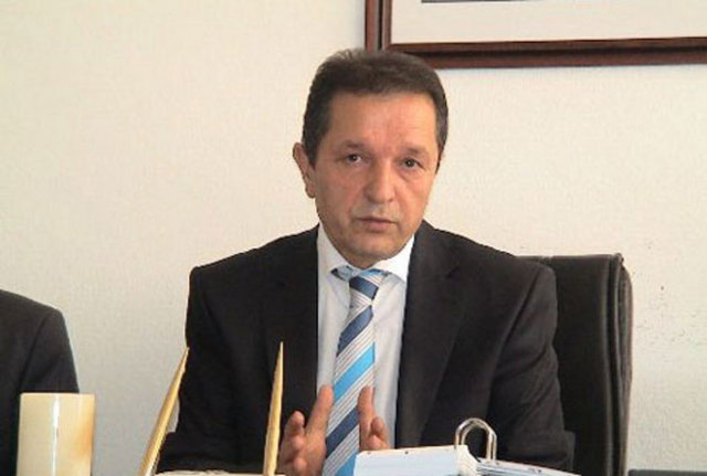 SİNOP... CHP'li Baki Ergül 2009'da %52,08 ile kazanmıştı. Ak Parti'nin Sinop Belediye Başkan Adayı Hamza İnce oldu