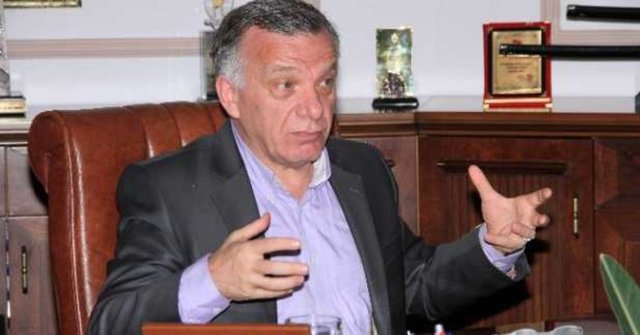 YALOVA... DP'li Yakup Koçal 2009'da %35,43 ile kazanmıştı. AK Parti'nin Yalova Belediye Başkan adayı Yakup Koçal oldu