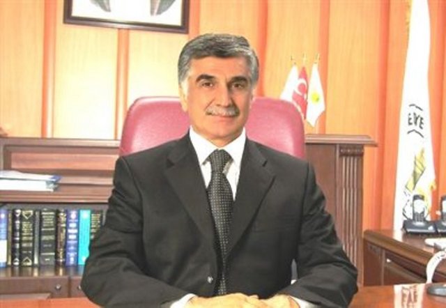 ADIYAMAN... AK Parti'li Başkan Muhammet Büyükaslan 2009'da %49,26 ile kazandı.