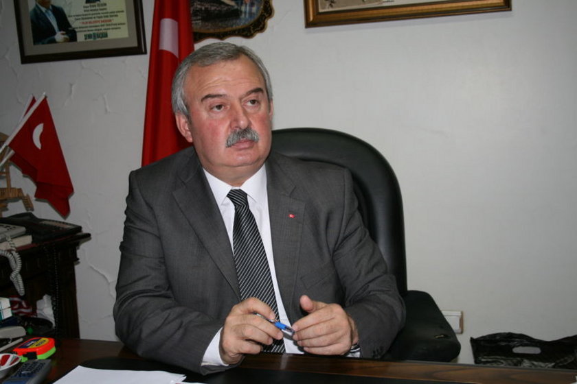 ARTVİN... CHP'li Emin Özgen 2009'da %43,75 ile kazandı. Mehmet Kocatepe, AK Parti Artvin Belediye Başkan Adayı oldu