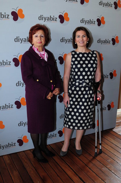 TÜRKAN SABANCI, ÖZLEM CANKURTARAN