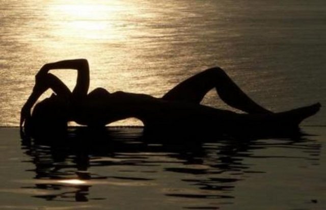 Adrianne Curry -  -  -  -  -  -  -  -  -  -