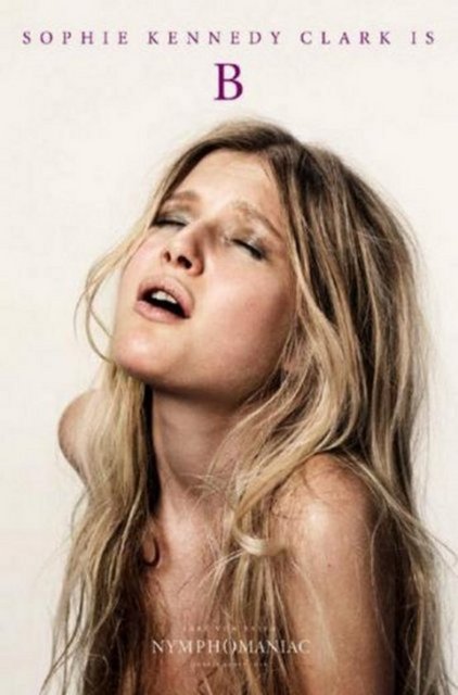 Sahneleri ve oyuncu seçimiyle oldukça konuşulan filmin afişleri de olay yaratmıştı.