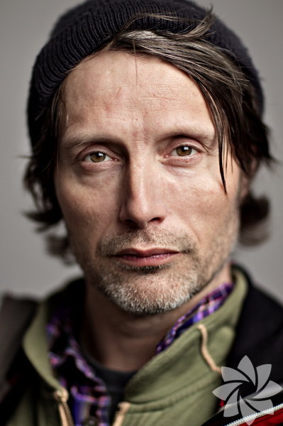 1987 yılından beri sevgilisi olan koreografici Hanne Jacobsen ile 2000 yılında evlendi. 