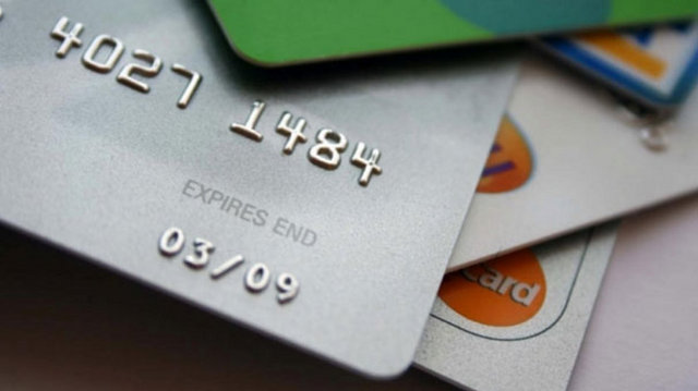 AİDATSIZ KAT: Her banka müşterilerine, yıllık üyelik aidatı veya başka bir ad altında ücret talep etmedikleri en az bir kredi kartı seçeneği sunacak.