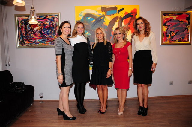 BERNA ÜLGER, YONCA GÜROL, FİGEN KIRAL, BESTE YURTTAŞ, GİZEM TATLICI