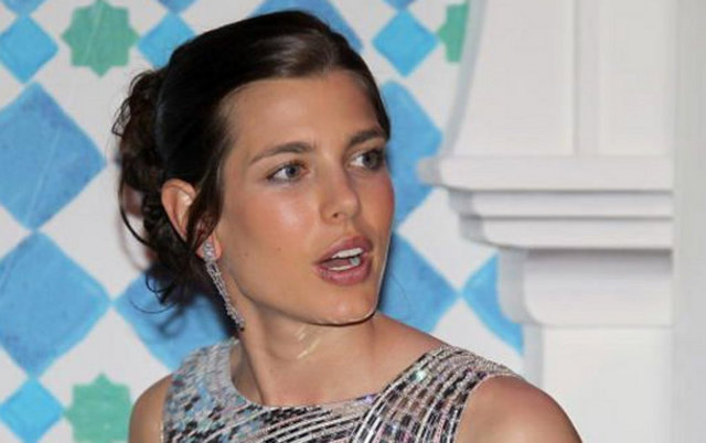 Sadece Monaco'nun değil, tüm Avrupa sosyetesinin en çok ilgi gören genç kuşak üyesi Charlotte Casiraghi, bütün dünyanın ilgisini üzerinde topluyor.