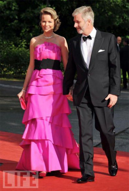 Belçika Prensesi Mathilde - Belçika Prensi Philip'in eşi. Geleceğin kraliçesi olarak değerlendiriliyor. - Royals  dergisinin bin 200 okuyucu ile yaptığı kamuoyu yoklamasında Mathilde sadece Avrupa kraliyet aileleri arasında en ünlü prenses ve en iyi eş seçilmişti.