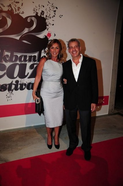 GARY LACHMAN - DALIA GARİH