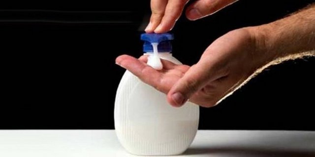 Hayvanlar üzerinde yapılan testlerde antibakteriyal sabunların içeriğindeki "triclosan" adlı kimyasalın hormon dengesini bozduğu ortaya çıktı