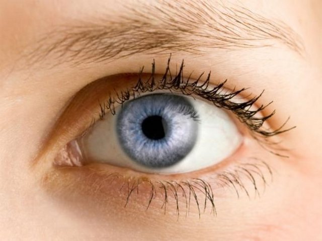 * Diyabet (şeker hastalığı) lazer tedavisi sonrası iyileşme problemleri yaratabildiği için şeker hastalığı olanlar lasık tedavisi için uygun aday olmayabiliyorlar.