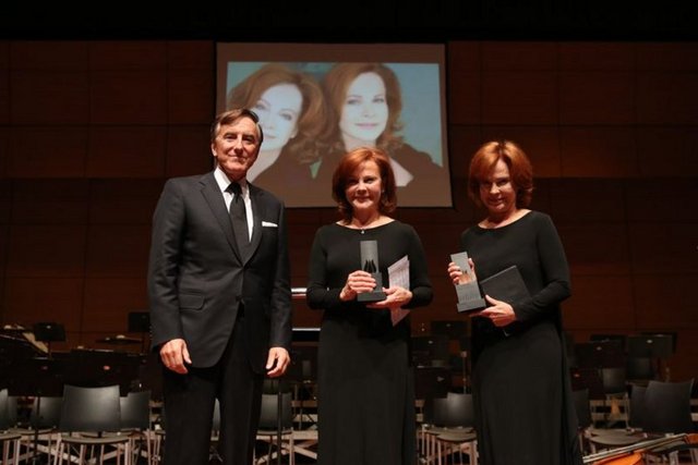 BÜLENT ECZACIBAŞI,  GÜHER VE SÜHER PEKİNEL KARDEŞLER
