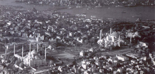 MÜSTAKİL TÜRK SOSYALİST PARTİSİ - 1948, İstanbul - Kurucu ve Yöneticiler: Muharrir Arif Oruç, Nedim Celal Çelebi, Nureddin Kırlı, İbrahim Vefik Belendir