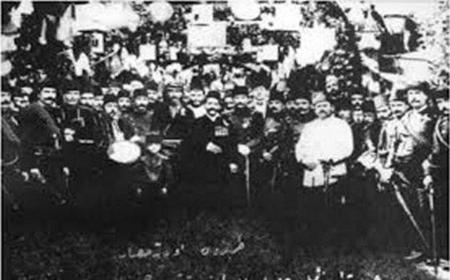 İLHAK-I RED HEY'ET-İ MİLLİYESİ (Müdafaa-i Vatan Hey'eti) - 1919, İzmir - Kurucu ve Yöneticiler: Moralızade Halit, Ragıp Nureddin, Moralızade Nail, Kaymakam Faik, Binbaşı Zekai, Eski milletvekilleri Hulusi, Cami, Mustafa Necati, izmir Mevki Komutanı Mehmet Arif