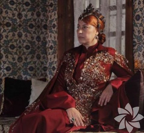 Süleyman ise şöyle cevap veriyordu bu dizelere: 