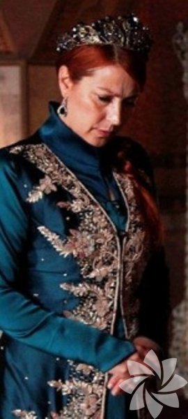 Hürrem mektuplarına şöyle hitaplarla başlıyordu: "Canım paresi sultanım"… "Benim devletimin güneşi ve saadetimin sermayesi hazreti sultanım"… "Sultanım padişahım"… "Canım paresi, mübarek ayaklarını öptüğüm sultanım hazretleri"… "Yüz bin firakı hasretiyle ellerine ayaklarına kapandığım padişahım." 