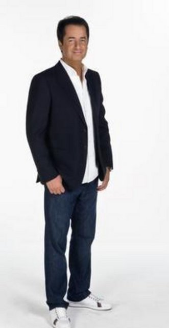 TV 8 ARTIK ACUN ILICALI'NIN - Acun Ilıcalı ile TV8'in sahibi Mehmet Nazif Günal arasındaki satış süreci sona erdi. Böylece TV8'in yeni sahibi Acun Ilıcalı oldu. - İkili arasında bir süredir devam eden görüşmelere Ilıcalı az önce noktayı koydu ve Twitter hesabından "TV8 konusunda Sayın Mehmet Nazif Günal ile anlaştık. Satın alma süreci başladı" diye bir açıklama yaptı.