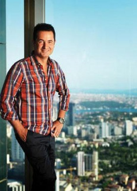 "Ergün Ilıcalı?" dedim, aynı aşağılık ve duygusuz ifadeyle "Ölmüştür" dedi. İçimden sadece şu geçti. "Allah'ım bu yaşadıklarım kötü bir rüya olsun." Birazdan Bakırköy'deki evde uyanayım ve diyeyim ki, "Kabusmuş çok şükür uyandım geçti..." Bir ümit bekledim ama yok, her şey gerçekti."