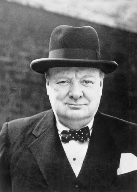 - "Eğer, karınız olsaydım, kahvenizin içine zehir karıştırırdım." - Churchill, oldukça sakin kadına döner ve lafı yapıştırır: