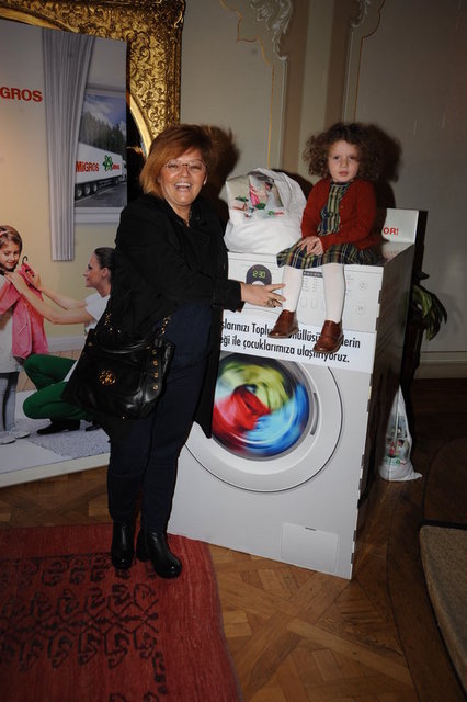 ÖZLEM SÜER