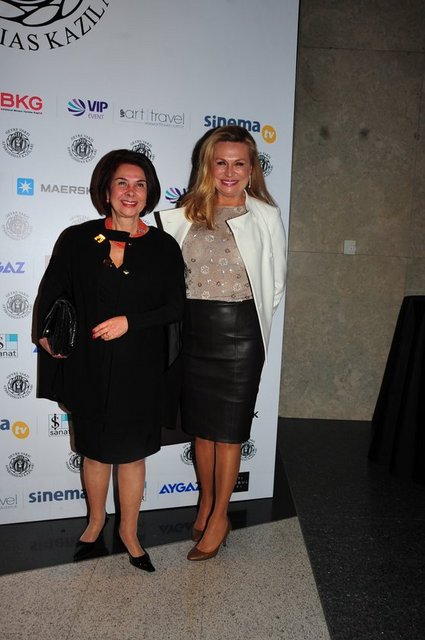 ZEYNEP GERMEN, NESLİGÜL AKSOY