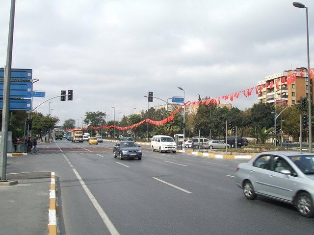 Anıt Caddesi | 25.500(2010)32.000(2014)