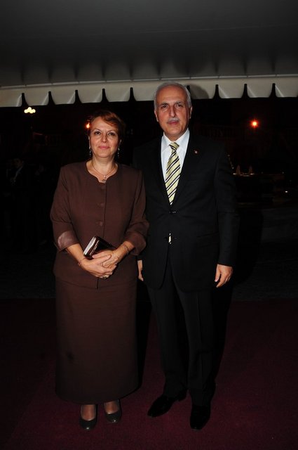 GÜL - HÜSEYİN AVNİ MUTLU 