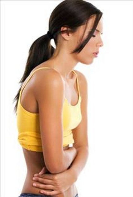 KRONİK APANDİSİT: Kronik apandisit, apandisin uzun süren ve tedavi edilmeden iyileşme olasılığı bulunmayan iltihabıdır. Ama önceden kısaca değinildiği gibi kronik apandisit tanısı çoğu zaman yanlış konur ve bu tanı konan hastaların apandislerinin ameliyat sırasında tümüyle sağlıklı olduğu görülür