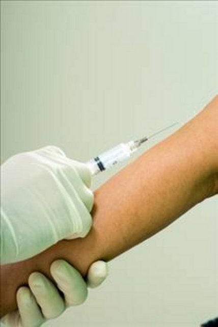 KANSIZLIK (ANEMİ): Anemi olarak da adlandırılan kansızlık hastalığı, uzun yıllardır dünyada ve ülkemizde en çok karşılaşılan kan hastalığı olma özelliğini korumaktadır. Ülkemizde karşılaşılan anemi vakalarının en büyük nedeni demir eksikliğidir.