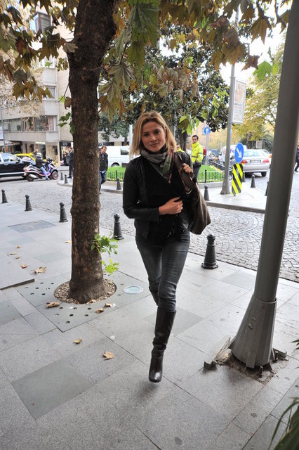 AHU ORAKÇIOĞLU