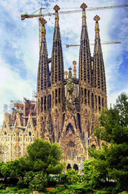 Sagrada Família (1882–Present) — Barselona, İspanya