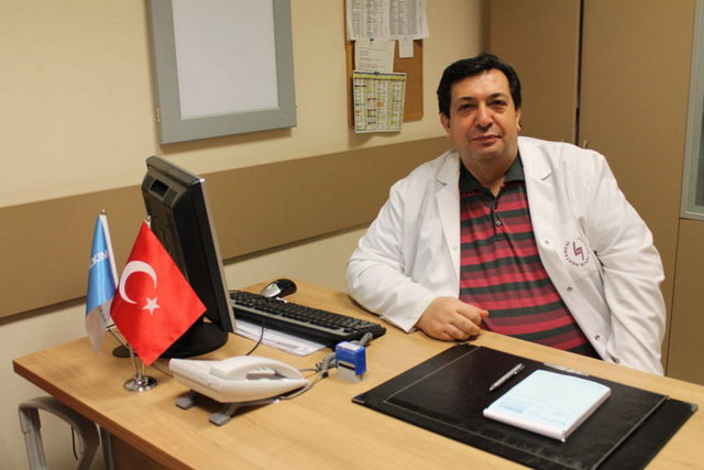Havaların soğumasının ciltte kurumalara neden olduğunu belirten Dermatoloji uzmanı Dr. Mustafa Çelikkan, şu uyarılarda bulundu: